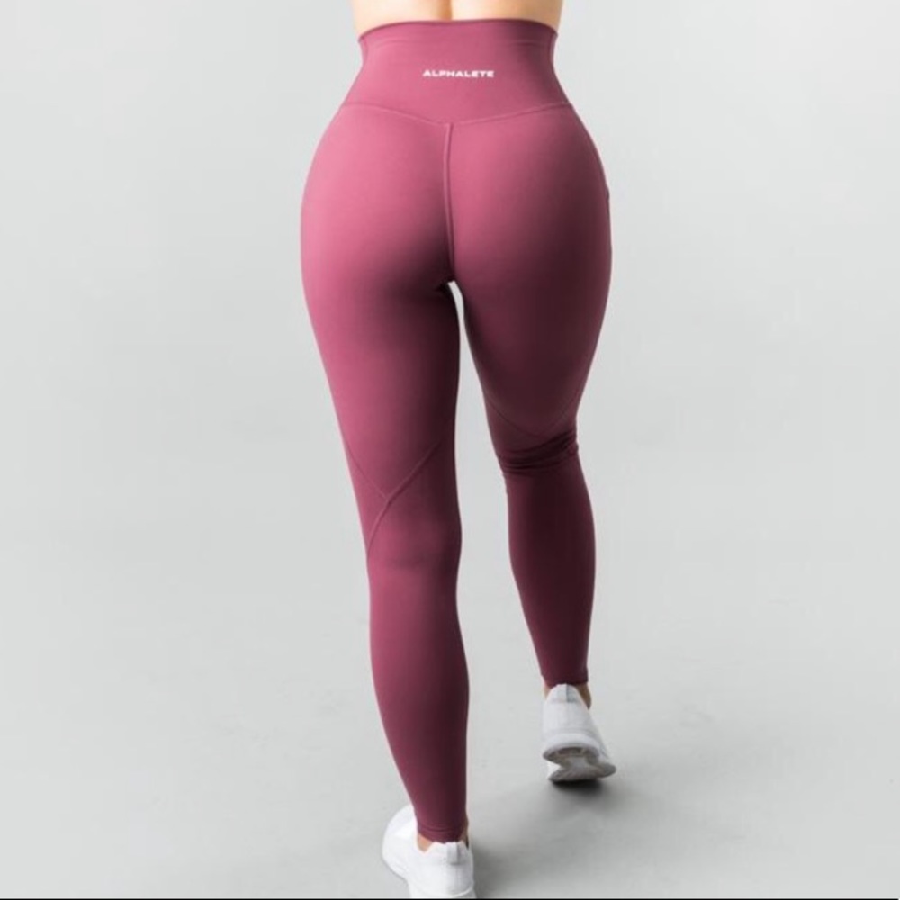 Alphalete surface path leggings